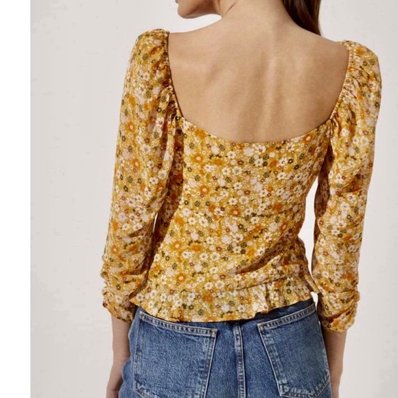 NEW ASTR The Label Ruched Sleeve Sweetheart Top Ditsy Floral mustard size small - Picture 7 of 13